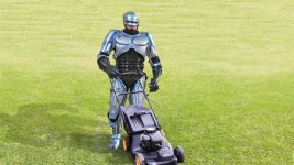 roboto-lawnmower2.jpg