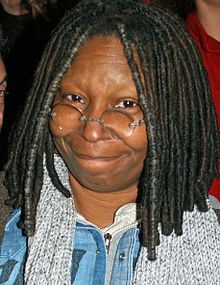 220px-Whoopi_Goldberg_at_a_NYC_No_on_Proposition_8_Rally.jpg