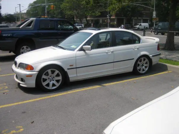 1999_bmw_3_series_328i-pic-9517.jpeg