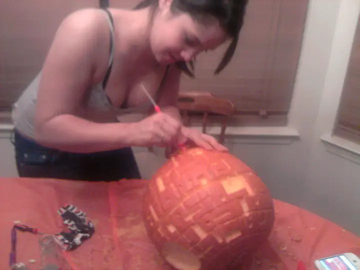 amanda+carving.jpg