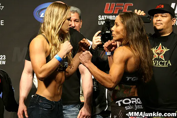 ronda-rousey-liz-carmouche.jpg