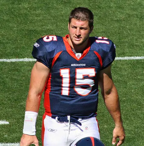 tim-tebow-practise.jpg