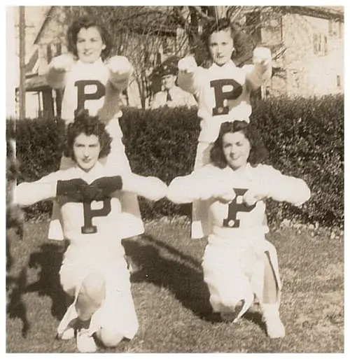 1940_cheerleaders.jpg