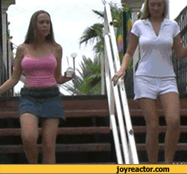 bra-boobs-bounce-difference-1088626.gif