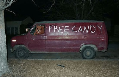 pedobear+van.jpg