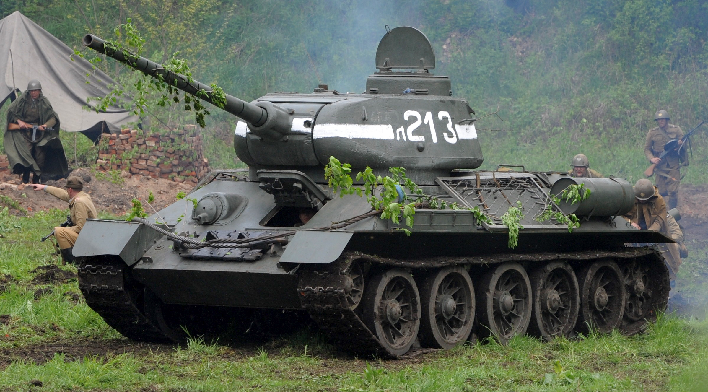 Tank_T-34.JPG