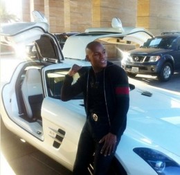 Floyd-Mayweather-Mercedes-Benz-260x253.jpg