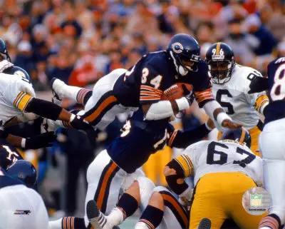 walter-payton-action-airbound.jpg