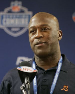 lovie-smith.jpg