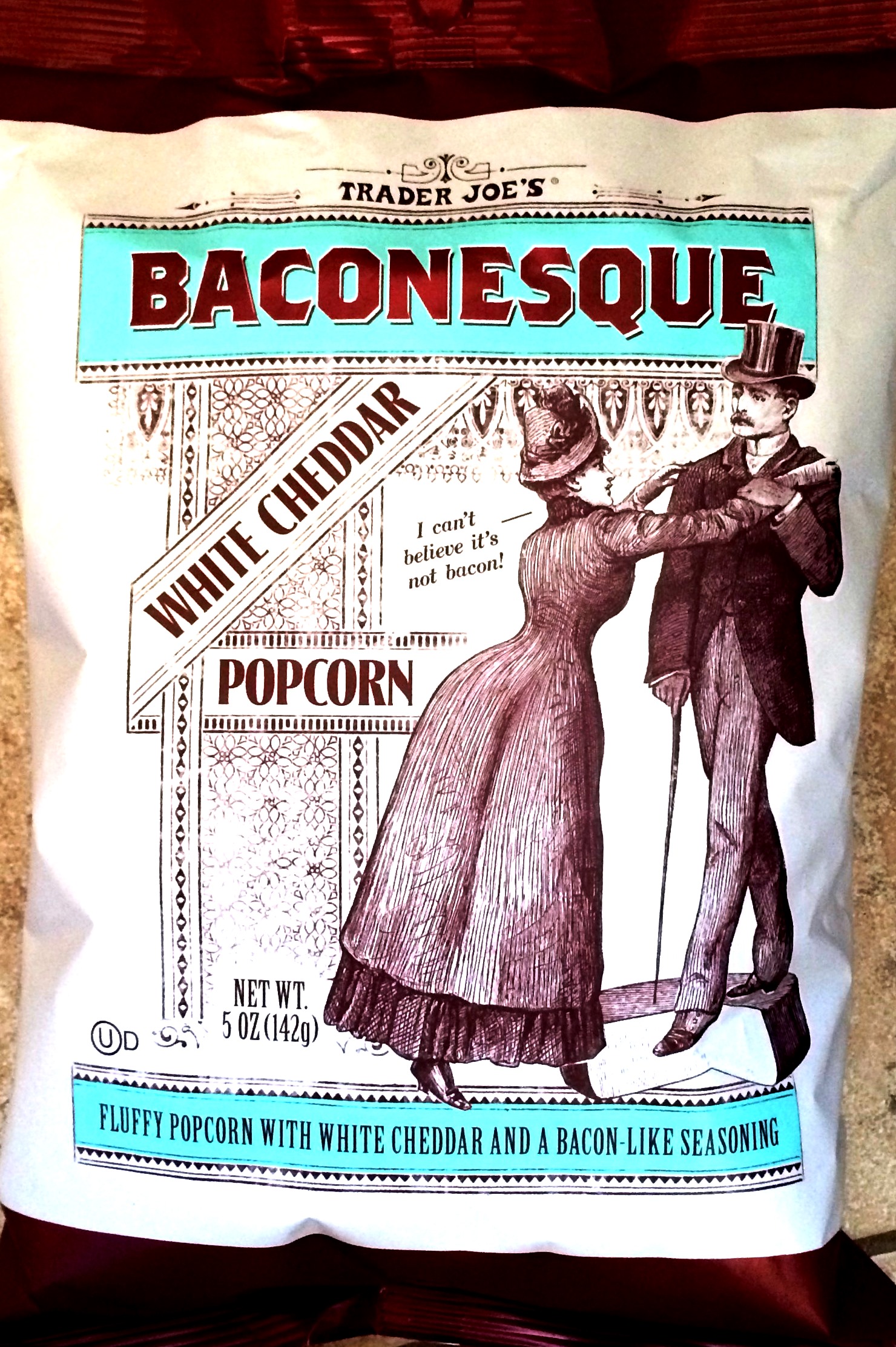 trader-joes-baconesque-white-cheddar-popcorn.jpg