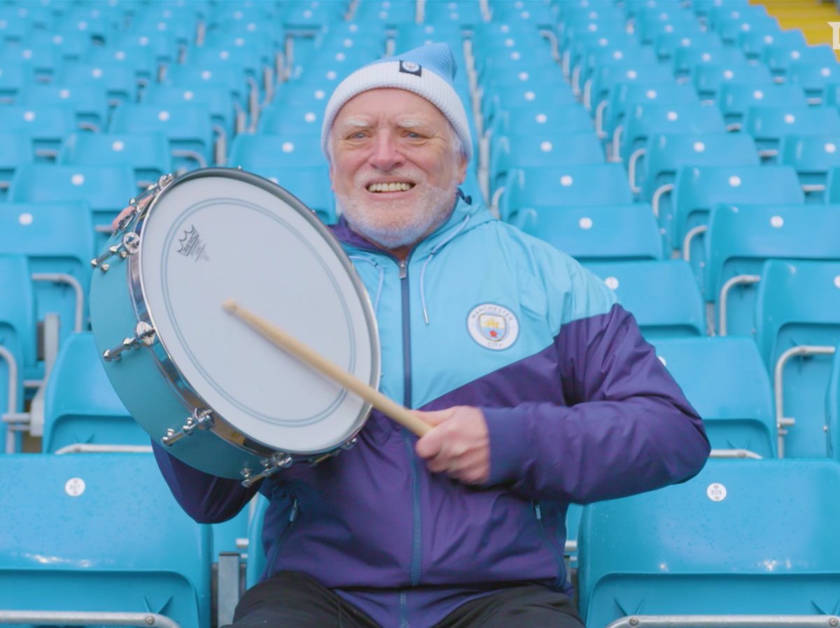 Hide the pain Harold playing the drum : MemeTemplatesOfficial